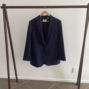 Babaton New Agency Blazer Size L - by Aritzia
